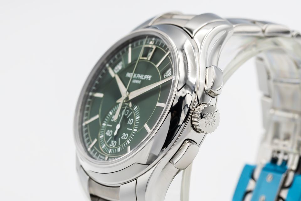 Patek Philippe Complications 5905/1A-001 Image 2